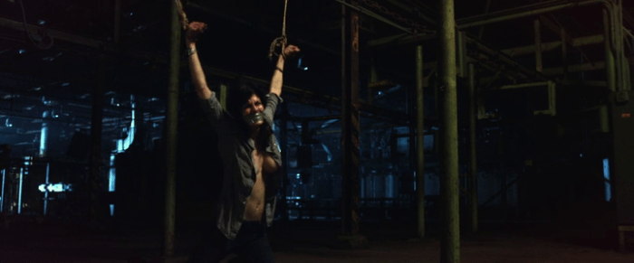 Texas Chainsaw - Alexandra Daddario almost naked