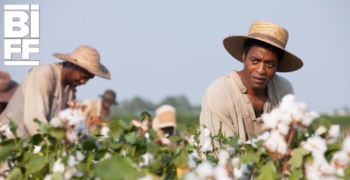 12 Years a Slave - Chiwetel Ejiofor picking cotton