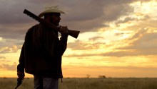 Aaron Pedersen in Mystery Road (2013)
