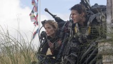 Tom Cruise and Emily Blunt in Edge of Tomorrow