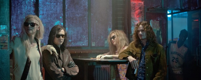 Only Lovers Left Alive (2013)