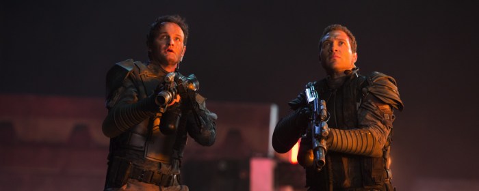  Jai Courtney and Jason Clarke in Terminator Genisys (2015)