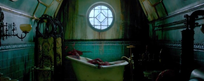 Crimson Peak (2015)