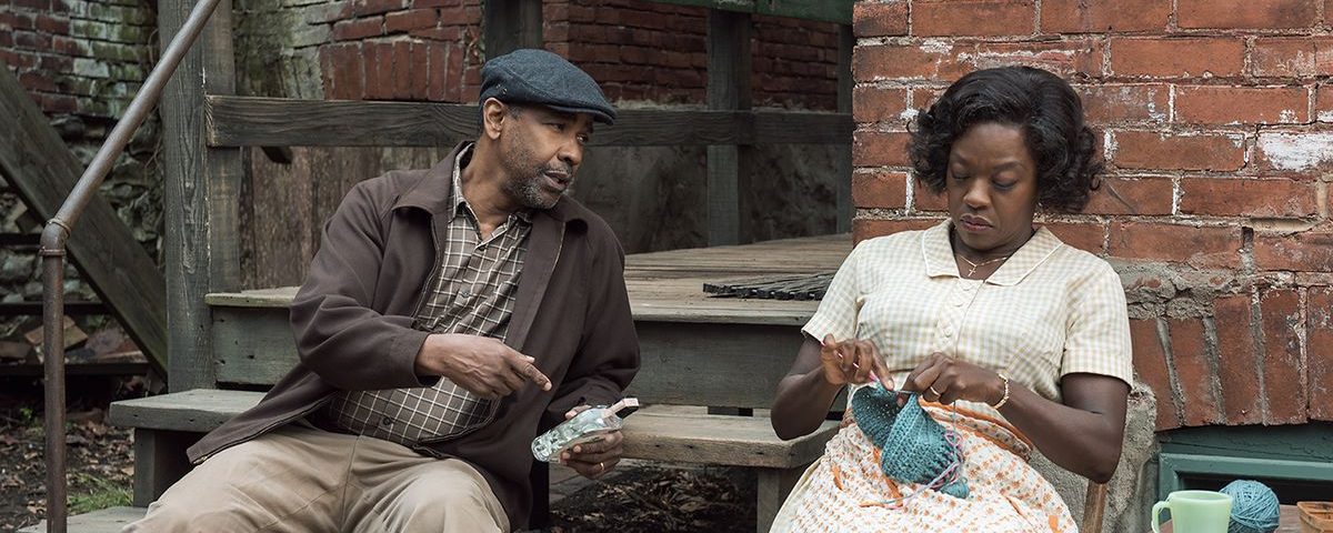 Denzel Washington and Viola Davis in Fences